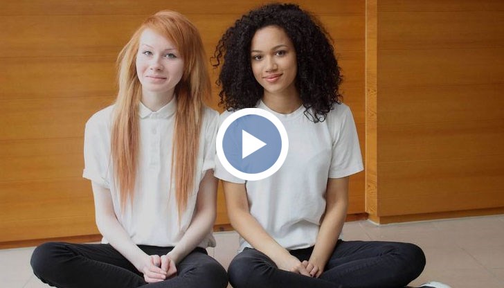 Често хората не им вярват, че наистина са сестри и мислят, че едната е осиновена