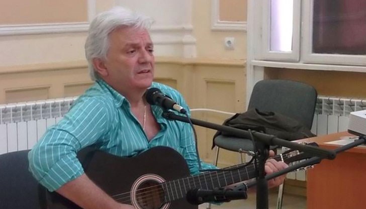 Поетът-бард Ивайло Диманов с музикално-поетичен спектакъл  „Наздраве, Самота!” в русенската библиотека
