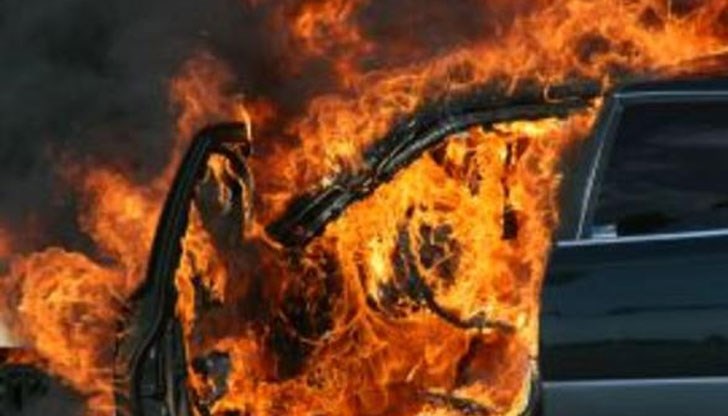 Девер подпали колата на братова жена и се нагълта с бензин / Снимката е илюстративна