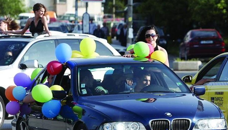 Абитуриентските балове в Русе започват на 23 май Абитуриентските балове в Русе започват на 23 май