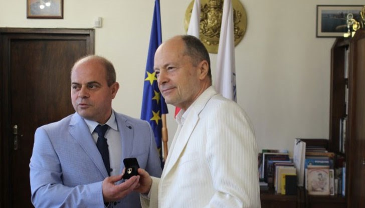 Русенският градоначалник се срещна със светила в медицината