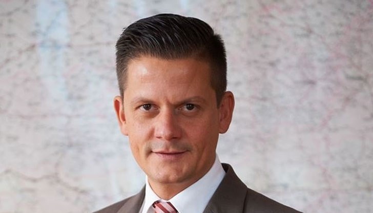 Димитър Маргаритов организира за първи път изнесена приемна за русенци Димитър Маргаритов организира за първи път изнесена приемна за русенци