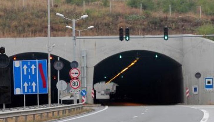 Вместо да бъде платена сума от 40 000 лева, вътрешното ведомство спряло система за средна скорост, която може да носи до 2-3 млн. лв. приходи Вместо да бъде платена сума от 40 000 лева, вътрешното ведомство спряло система за средна скорост, която може да носи до 2-3 млн. лв. приходи