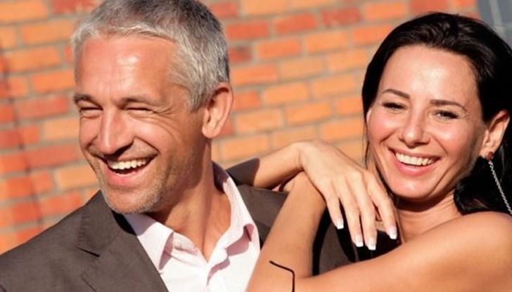 Удовлетворението от живота спада в средата на живота Удовлетворението от живота спада в средата на живота