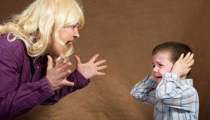 Такева смята, че камерите учат малчуганите да бъдат доносници Такева смята, че камерите учат малчуганите да бъдат доносници