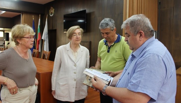 Г-н Григоров приветства гостите от Франция и сподели, че високо оценява развиващите се двустранни отношения