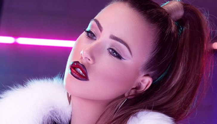 Певицата се появи като истинска принцеса