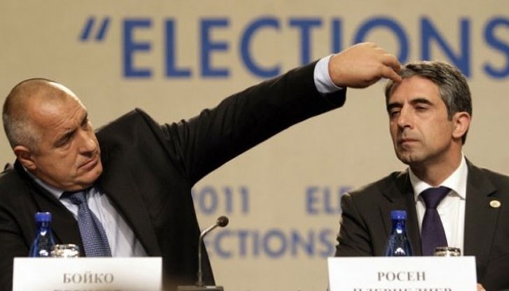 Слушат го със зяпнала уста да ръси небивалиците си. А той е заразителен фантазьор – дори очевидните си провали може да украсява като коледна елха