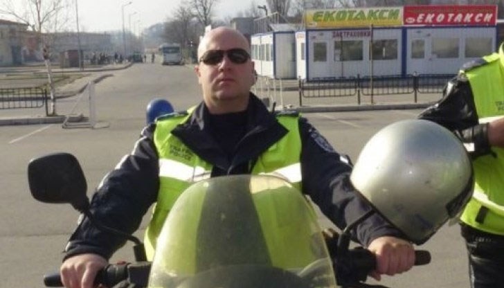 Делян Палазов е полицаят, който загина на пътя