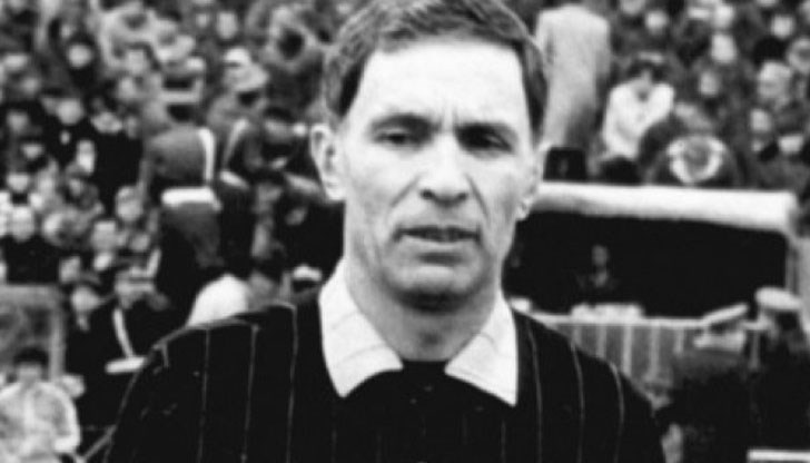 Богдан Дочев не видя Божията ръка на Марадона