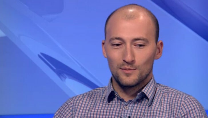 Бас с приятел изправя Даниел Иванов пред предизвикателството да бяга по 7 километра на ден в продължение на 100 дни, а събраните средства са за математическата гимназия