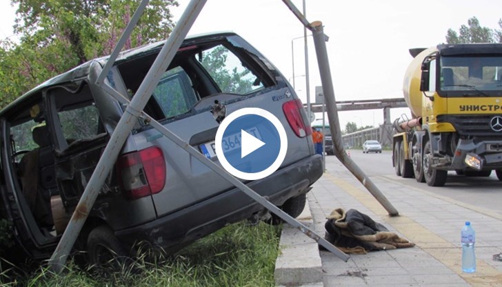 Първи кадри от тежката катастрофа на булевард "Тутракан""