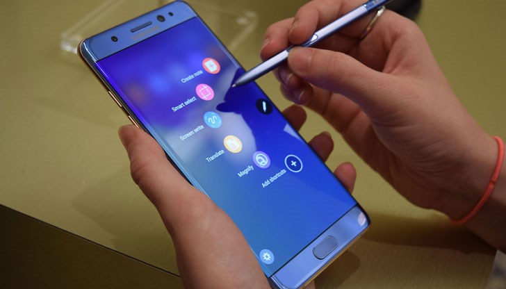 Samsung ще представи "преработена" и безопасна версия на злополучния смартфон