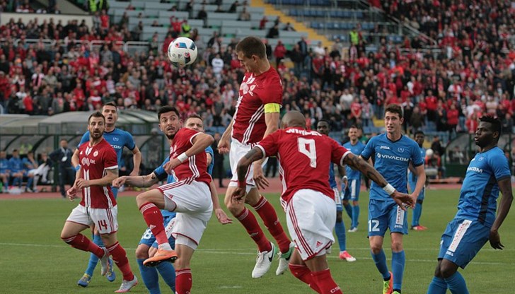 УЕФА отряза "армейците" от участие в евротурнирите!