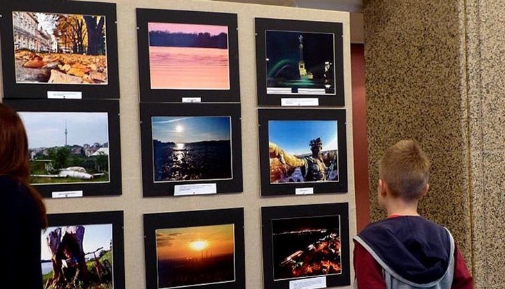 Журито ще се председателства от известния актьор и фотограф Симеон Лютаков, ще има и допълнителни награди Журито ще се председателства от известния актьор и фотограф Симеон Лютаков, ще има и допълнителни награди