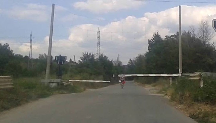 Ремонт на ж.п. линията налага да бъде спряно движението