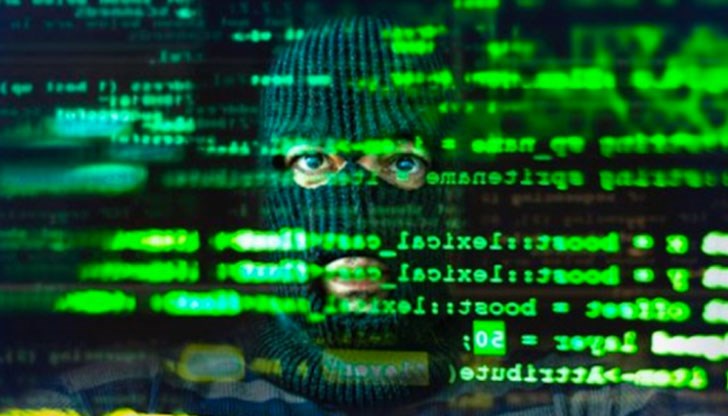 Явно новият военен министър, който смята, че армията не се занимава с такива неща, си представя, че  войната е като преди 100 години-Напред! На нож!