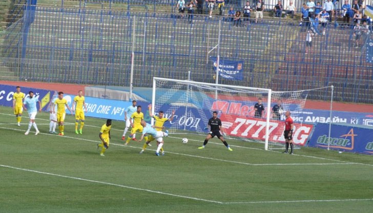 В 73-ата минута Божидар Краев вкара единствения гол в мача