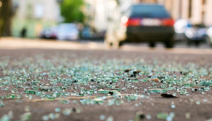 По данни на румънската полиция, бус с българска регистрация се е врязал в друго превозно средство