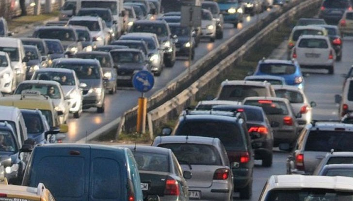 Тези солени компенсации засягат предимно турски гастарбайтери, които преминават транзитно през България и избягват закупуването на винетни стикер Тези солени компенсации засягат предимно турски гастарбайтери, които преминават транзитно през България и избягват закупуването на винетни стикер