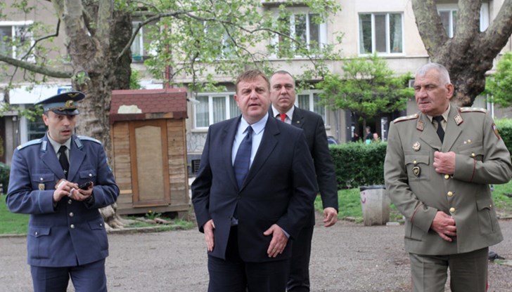 Освободени граждани от военна служба, да се приемат на служба в доброволния резерв Освободени граждани от военна служба, да се приемат на служба в доброволния резерв