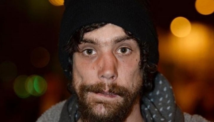 Майката на Крис изпаднала в ужас, като чула, че детето й живее като бродяга и е бездомник