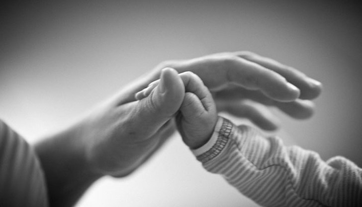 Темата, по която ще се работи е "Силата на думите. Как да общуваме с нашето дете" Темата, по която ще се работи е "Силата на думите. Как да общуваме с нашето дете"