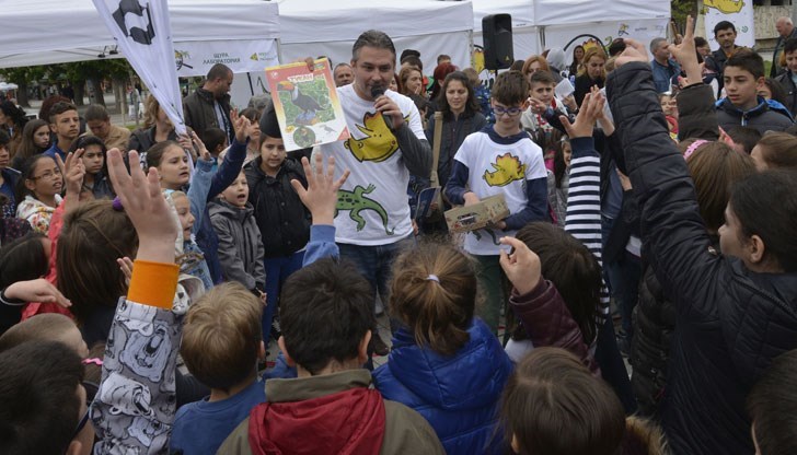То трябваше да се проведе днес от 12:00 часа То трябваше да се проведе днес от 12:00 часа