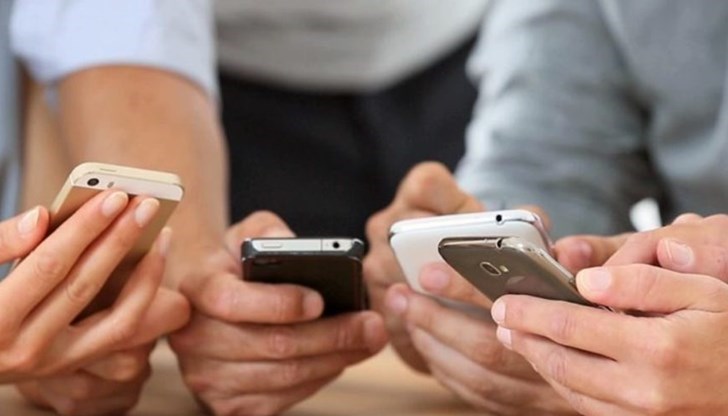 Не сме длъжни да подпишем клауза, която предвижда, че договорът влиза в сила веднага. Ако не го направим, в 7-дневен срок от подписването на основния договор, имаме право да се откажем