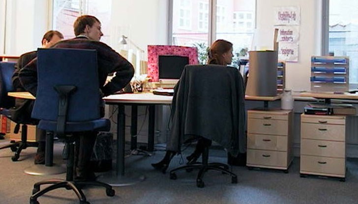 Устройствата се слагат предимно на местата, на които хората се събират да пушат Устройствата се слагат предимно на местата, на които хората се събират да пушат