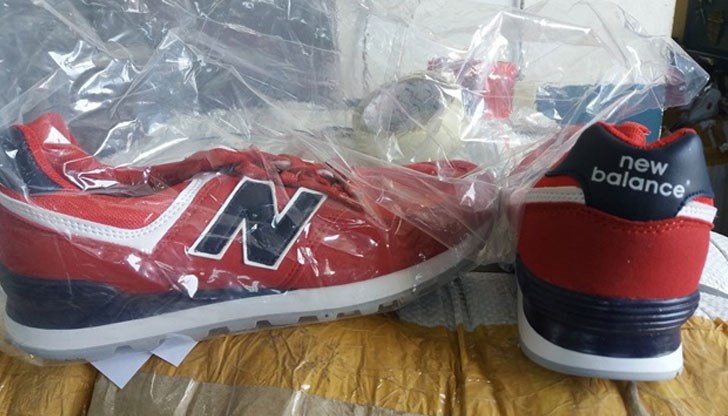 Стоките са открити при две отделни проверки на превозни средства, пътуващи от Турция за Румъния