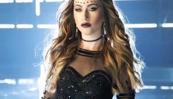 Вижте малката чаровница