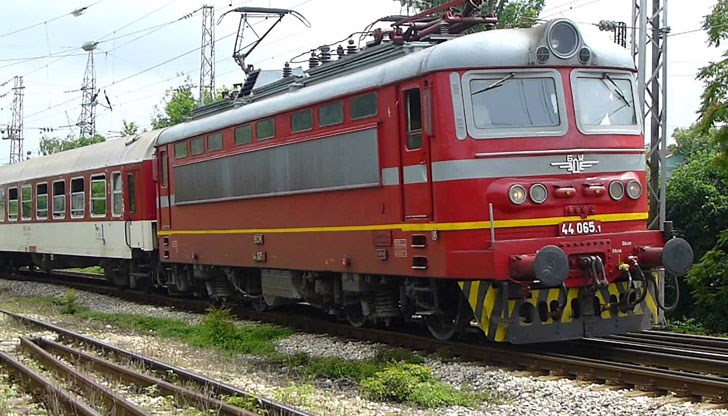 На Стефан му прилошало и паднал на линията