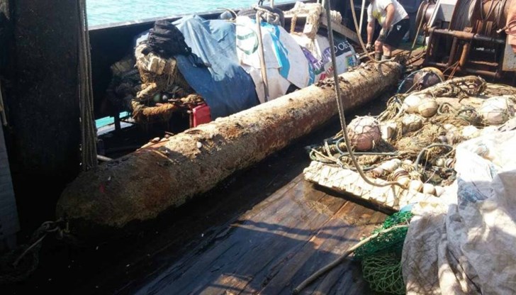 За случая капитанът на кораба е подал информация на тел. 112 За случая капитанът на кораба е подал информация на тел. 112