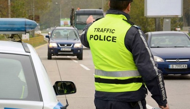 Бил сменил конструкцията на колата понеже е махнал седалките, за да събере повече багаж?! Бил сменил конструкцията на колата понеже е махнал седалките, за да събере повече багаж?!