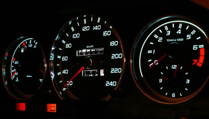 Чудите ли се защо машинката се опитва да ви подведе Чудите ли се защо машинката се опитва да ви подведе