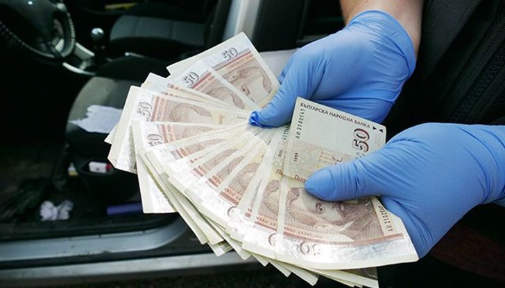 Ще бъдат освободени всички служители, замесени в корупционната схема