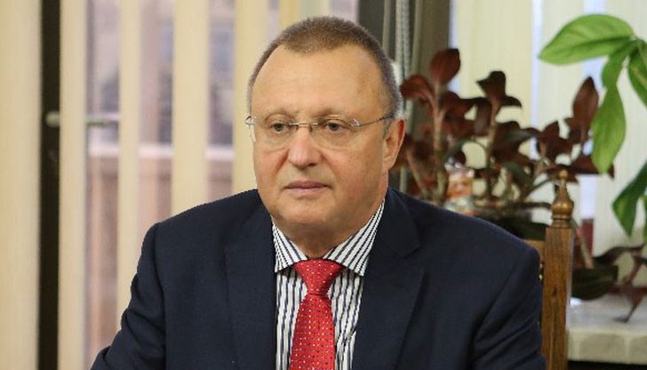 Той коментира приетите днес от парламента промени в Закона за МВР