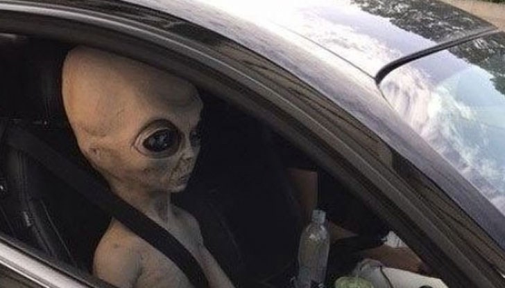 Странният пасажер се возел на предната седалка