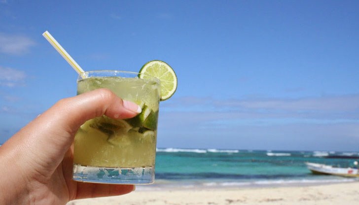 Сок от лайм в комбинация със слънцето причинява дерматит наречен „мексиканска бира“