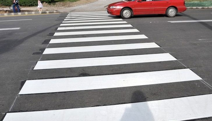 Хвърлих се с двата крака върху спирачките, за да не я блъсна и слава Богу, размина се, но стресът, който изживях, не може да се опише, жалва се шофьор Хвърлих се с двата крака върху спирачките, за да не я блъсна и слава Богу, размина се, но стресът, който изживях, не може да се опише, жалва се шофьор