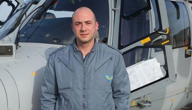 Приятели, колеги и близки на загиналия командир, изразяват скръбта си с послания в социалните мрежи