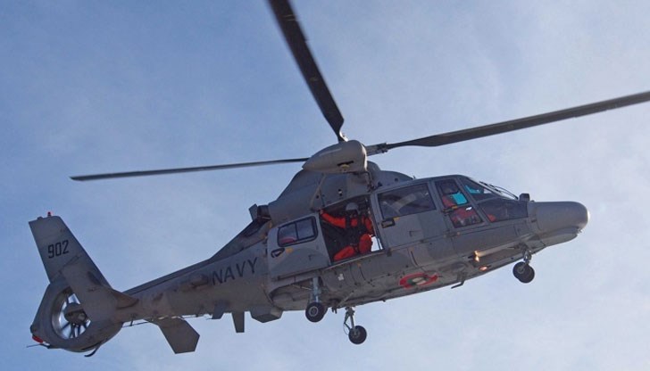 Трима души пострадаха след инцидент с вертолет от състава на Военноморските сили