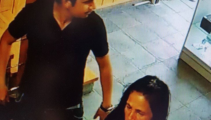 Обирджиите са оказаха майка и син от град Мартен Обирджиите са оказаха майка и син от град Мартен