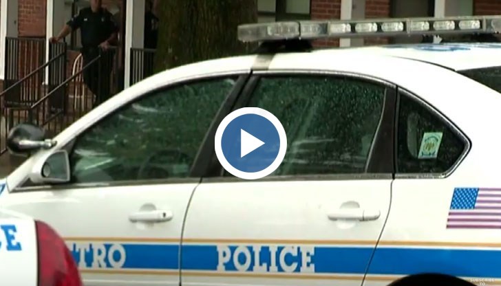 Абсурдни нещастни случаи илюстрират опасността от огнестрелните оръжия