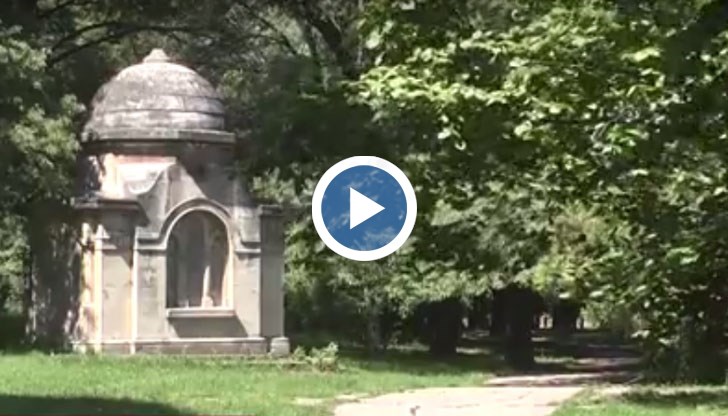 Ще бъде висок не повече от 3 метра над постамента