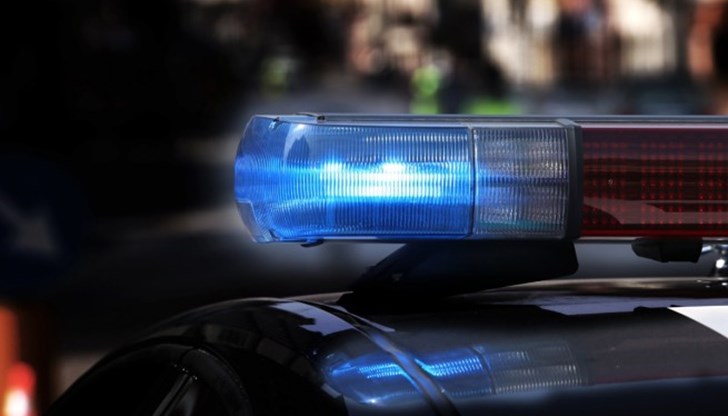 Ако някой ги разпознае, може да се обади на тел. 02 \ 982 89 98 и 02 \ 982 85 13 Ако някой ги разпознае, може да се обади на тел. 02 \ 982 89 98 и 02 \ 982 85 13