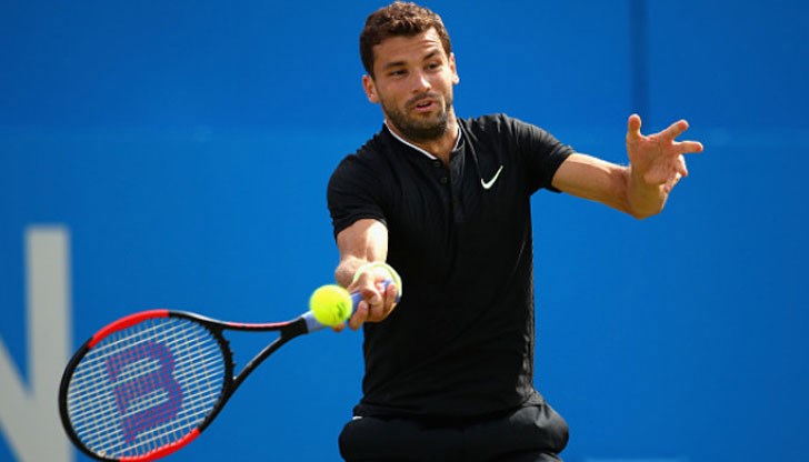 Най-добрият ни тенисист победи с 2:1 сета руснака Данийл Медведев Най-добрият ни тенисист победи с 2:1 сета руснака Данийл Медведев