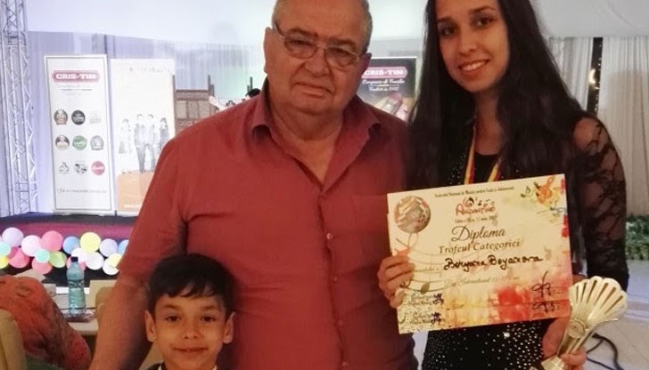 Възпитаници на Вили Икономов се изявиха в две категории - "Румънски поп" и "Поп интернационал"