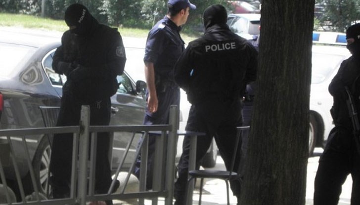 Немското возило не спряло на стоп палка и започнала луда гонка